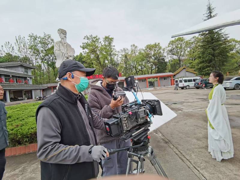 雅安广告片拍摄公司：从策划到投放，一站式服务，让品牌传播更高效！
